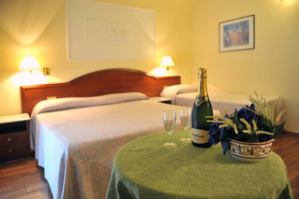 camera tripla rasiglia